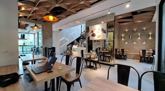 Cecemuwe Cafe and Space - Senayan Jeffrey Liandi