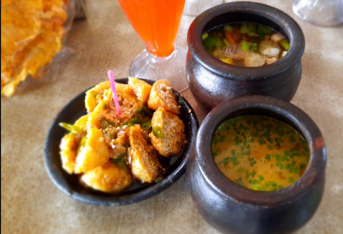 Empal Gentong Pukuljabon Anita maratus