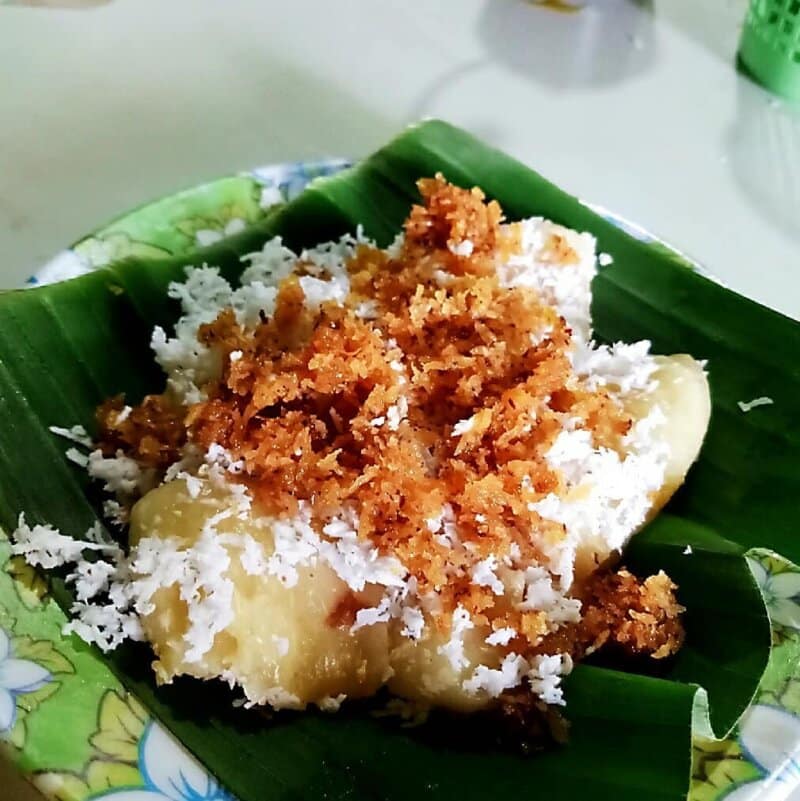 Getuk Lopis Runting, 1. Nasi Gandul, 2. Bandeng Presto, 3. Getuk Lopis Runting, 4. Kacang khas Pati, 5. Kue Moho khas Pati, 6. Kerupuk Ampo, 7. Kerupuk Daging, 8. Telur Lurik, 9. Kerajinan Kuningan, 10. Batik Bakaran, 11. Kecap Duo Lele, 12. Pati Oblong, 13. Tape Gembong, 14. Jeruk Pamelo, 15. Lepet Jagung, 16. Kelapa Kopyor, 17. Carang Madu