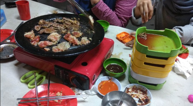Gogi-gui All You Can Eat Korean Bbq via Google Maps Mutia Andria, 1. Ngunya BBQ &amp; Suki, 2. Steak 21, 3. Giant Shabu, 4. Kita Steamboat &amp; Yakiniku, 5. Shukaku BBQ, Shabu &amp; Agemono Bekasi, 6. Oh My Grill Jatiwaringin, 7. KKUMGA Korean BBQ, 8. Shabu Yoi Bekasi, 9. Sushi Tei SMB, 10. Shaburi &amp; Kintan Buffet , 11. WABEGA BBQ (Tutup), 12. Bamboo Dimsum Harapan Indah (Tutup), 13. Gogi-gui All You Can Eat Korean BBQ, 15. Shabu Shabu On-Yasai, 16. Pochajjang Summarecon Bekasi , 17. SukaSuki Grill &amp; Steamboat, 18. 90 Bun BBQ House AYCE Pondok Gede, 19. Mr.Sumo, 20. Sogogi Shabu &amp; Grill Galaxy Bekasi, 21. JaeSan Grill by Warung Bang Panjul, 22. Yuraku Restaurant, 24. Hanamasa Bekasi, 25. Gyu-kaku Japanese BBQ, 26. Mashiseo, 27. Raa Cha Suki &amp; Barbeque Summarecon Mal Bekasi