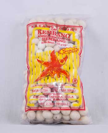 Kacang via Jatengprov, 1. Batik Lasem, 2. Buah Kawista, 3. Dumbeg, 4. Sirup Kawista, 5. Dodol Kawista, 6. Legen, 7. Jadah, 8. Keripik Pisang, 9. Kacang, 10. Kue Satru, 11. Jenang Waluh, 12. Rengginang Teri, 13. Kaoya Dudul, 14. Kacang Entis, 15. Yopia