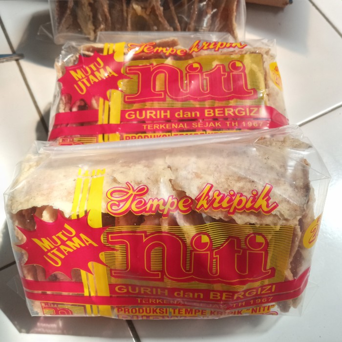 Keripik Tempe Niti via Tokopedia, 1. Soto Bancar, 2. Soto Kriyik, 3. Buntil, 4. Mendoan, 5. Sate Blater, 6. Gulai Melung, 7. Keripik Tempe Niti, 8. Ondol-ondol, 9. Nopia, 10. Kue Manco, 11. Kue Toso, 12. Kacang Umpet, 13. Kacang Mirasa, 14. Permen Davos, 15. Makaroni Keju, 16. Cocktail Nanasqu, 17. Sambel Knalpot, 18. Abon Sapi, 19. Wedang Kupat, 20. Getuk Goreng, 21. Sapu Hamada, 22. Sandal Batok, 23. Kerajinan Batik Ecoprint
