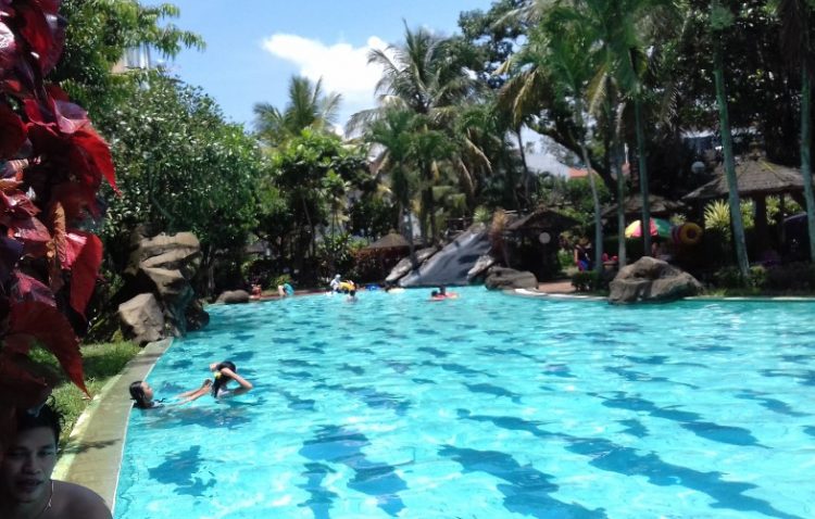 Kolam Renang Gladiol Djonny, 1. Kolam Renang Savitri, 2. Kolam Renang Delta, Penggaron, 3. Kolam Renang Fatima, 4. Kolam Renang Pisangan, 5. Valencia Club House, 6. Kolam Renang Kalinongko, 7. Kali Bangkong, 8. Kolam Renang Tri Grass, 9. Kolam Renang Tirta Gemilang, 10. Kolam Renang Semilir, 11. Kolam Renang Sorli, 12. Sangen Park, 13. Kolam Renang & Outbound Kid Podhojoyo, 14. Kolam Renang Cyblon, 15. Lintang Waterpark Tempuran, 16. Kolam Renang Gladiol, 17. Kolam Renang Karet Mendut, 18. TKL Ecopark – Kolam Renang Kyai Langgeng, 19. Akademi Militer Kolam Renang Soekotjo, 19. Sendang Mudal, 20. Kolam Renang Ngleter