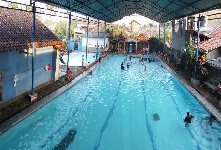 Kolam Renang Tirta Mas Ivan Timothy, 1. Amazon Waterland and Themepark, 2. GLOBAL WATERBOOM, 3. SAE Swimming Pool, 4. DUA NAGA BOOM BOOM, 5. Kolam Renang Namira_99, 6. KOLAM RENANG MONICA, 7. Kolam Renang Banyu Kencono, 8. KOLAM RENANG NEW SLOE-LOUP, 9. Kolam Renang Tirta Mas, 10. Resto & Kolam Renang Sendang Rejo, 11. The Queen Swiming Pool, 12. KOLAM RENANG DUA PUTRI, 13. Kolam Renang Ambang Tirto, 14. 3R&D pool & gardens, 15. Lembah Ijo, 16. Kolam Renang Pangestu, 17. KEMASAN SWIMMING POOL, 18. Kolam Renang FATIMAH