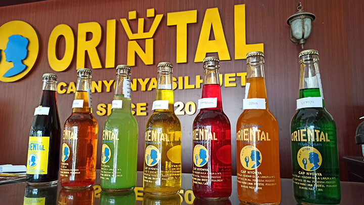 Limun Oriental, 1. Sego Megono khas Pekalongan, 2. Tauto, atau Soto Istimewa, 3. Pindang Tetel, 4. Kluban khas Pekalongan, 5. Sate Hayam Wuruk khas Pekalongan, 6. Kerupuk Tahu, 7. Garang Asem khas Pekalongan, 8. Lontong Lemprak, 9. Ganyong, Umbi-umbian Serbaguna, 10. Capret, 11. Kue Lumpang, 12. Getuk khas Pekalongan, 13. Kue Glundung, 14. Ongol-ongol khas Pekalongan, 15. Srintil, 16. Iwel-iwel, 17. Growol, 18. Apem Kesesi, 19. Gemblong, 20. Batik Pekalongan, 21. Limun Oriental, 22. Kopi Tjanting, 23. Ogak Jahe, 24. Keripik Tempe