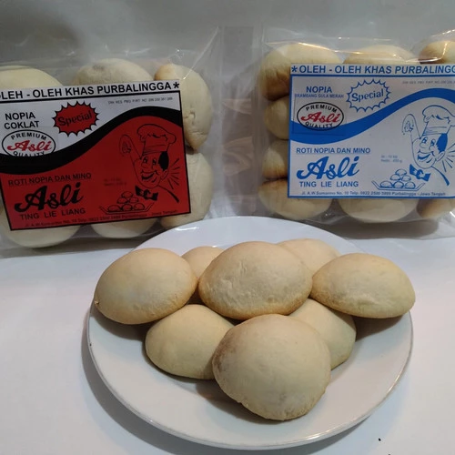 Nopia via Tokopedia, 1. Soto Bancar, 2. Soto Kriyik, 3. Buntil, 4. Mendoan, 5. Sate Blater, 6. Gulai Melung, 7. Keripik Tempe Niti, 8. Ondol-ondol, 9. Nopia, 10. Kue Manco, 11. Kue Toso, 12. Kacang Umpet, 13. Kacang Mirasa, 14. Permen Davos, 15. Makaroni Keju, 16. Cocktail Nanasqu, 17. Sambel Knalpot, 18. Abon Sapi, 19. Wedang Kupat, 20. Getuk Goreng, 21. Sapu Hamada, 22. Sandal Batok, 23. Kerajinan Batik Ecoprint