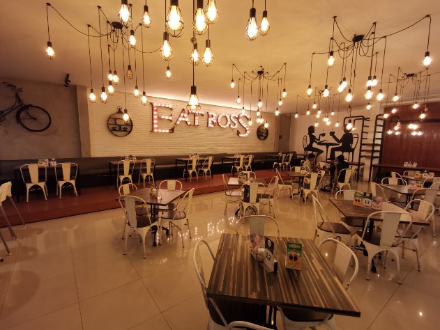 EATBOSS GARUT Andario Dwi, 1. Kopilogi, 2. Jemma Coffee, 3. Zabir Coffee and Friends, 4. Our Home ( Eat – Drink – Read ), 5. Hangout Cafe, 6. MENUME Terrace White Cafe, 7. D’Anclom Bistro (Tutup), 8. Garasi Mono Cafe (Tutup), 9. Toast Ngopi, 10. Roti & Kopi Gudang Rasa, 11. Lyfe Eatery (Tutup), 12. Talkie Space, 14. King Cafe, 15. Mahkota Java Cafe, 16. LAMANSUA Coffee, 17. 57 Terus Coffee, 18. D’Eleven Cafe & Resto (Tutup), 19. Cima Milk (Tutup), 20. Taman Kopi Cisurupan, 21. Collega Coffee, 22. Fratello Gelato and Coffee Shop (Tutup), 23. Warkop Mang Ucup, 24. Penyoe Kakopi, 25. Tempat Ketiga, 26. Balong, 27. Kopi Senja, 28. Yogiva Cafe and Resto, 29. SHAFF Resto & Cafe, 30. Benjamin Coffee Bar, 31. Cafe Cozy Afternoon, 32. Eatboss Garut (Tutup), 33. Hayoo Ngopi