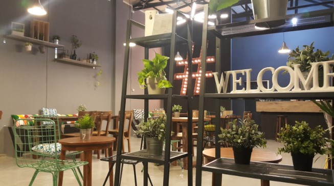 Hashtag Cafe, 1. Stasiun Kopi Purwakarta, 2. Hutan Jati Cafe & Gelato, 3. Jiro Coffee & Toast, 4. Oppa Korean Cafe & BBQ, 5. Two Elements Cafe, 6. Kakota Cafe dan Resto, 7. Queena Cake Corner, 8. Café The Sunday, 9. WKWK Food And Drink – Purwakarta, 10. Cafe & Resto FOLLOWMIE (Tutup), 11. W.H.O Warung Hotplate Odon – Purwakarta, 22. HEYHO CAFE AND COFFEE BAR, 13. Ngawangkong Cafe & Karaoke, 14. Selabin Tana Cafe (Tutup), 15. Nafa Cafe (Tutup), 16. Hide & Seek Purwakarta, 17. Hexa Space, 20. Teh Susu (Tutup), 21. Waroeng OTW (Tutup), 22. Yuri House Cafe (Tutup), 23. Inspired Coffee and Lounge (Tutup Sementara), 24. Hashtag Cafe (Tutup), 25. Warunk Upnormal Purwakarta, 26. Kopi Yor Purwakarta, 27. IMAKU Coffee & Pastry