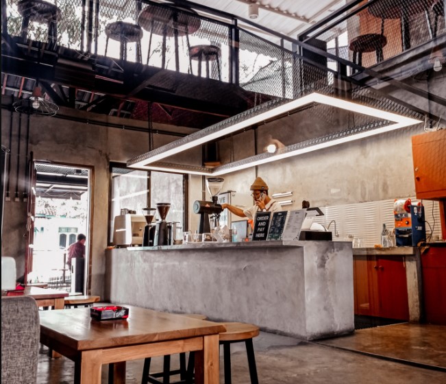 Hayoo Ngopi goro Saputra, 1. Kopilogi, 2. Jemma Coffee, 3. Zabir Coffee and Friends, 4. Our Home ( Eat – Drink – Read ), 5. Hangout Cafe, 6. MENUME Terrace White Cafe, 7. D’Anclom Bistro (Tutup), 8. Garasi Mono Cafe (Tutup), 9. Toast Ngopi, 10. Roti & Kopi Gudang Rasa, 11. Lyfe Eatery (Tutup), 12. Talkie Space, 14. King Cafe, 15. Mahkota Java Cafe, 16. LAMANSUA Coffee, 17. 57 Terus Coffee, 18. D’Eleven Cafe & Resto (Tutup), 19. Cima Milk (Tutup), 20. Taman Kopi Cisurupan, 21. Collega Coffee, 22. Fratello Gelato and Coffee Shop (Tutup), 23. Warkop Mang Ucup, 24. Penyoe Kakopi, 25. Tempat Ketiga, 26. Balong, 27. Kopi Senja, 28. Yogiva Cafe and Resto, 29. SHAFF Resto & Cafe, 30. Benjamin Coffee Bar, 31. Cafe Cozy Afternoon, 32. Eatboss Garut (Tutup), 33. Hayoo Ngopi
