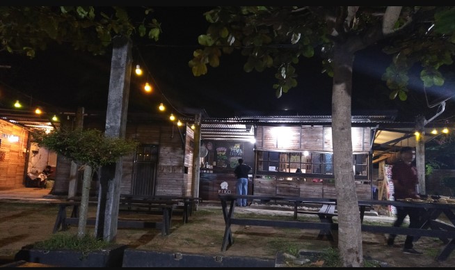 Konakito Bengkulu Lutvi Hastowo, 1. Well The Food (WTF Cafe), 2. Dailycious Cafe & Resto, 3. Bencoolen Coffee House, 4. Janji Jiwa & Jiwa Tea Jilid 485, 5. Waroeng Kupi Rumoh Atjeh, 6. Nick Coffee & Ayam Pringgading, 7. Edu Coffee, 8. Konakito (Tutup), 9. Adem Resto, 10. Papuk Mamuk, 11. Aloha Resto, 12. Kedai Kopi Luwak, 13. Eleven Cafe Bengkulu, 14. Bro and Sis Cafe, 15. Truly Cafe and Resto (Tutup), 16. Dream Tea House, 17. Kedai 63 (Tutup), 18. Paris Van Java Cafetaria (Tutup), 19. Roemah Roti, 20. Garis Waktu Coffee, 21. Teras Tebeng, 22. Mozilicious, 23. Rucci Coffee and Mixology, 24. Cafe Metime.id, 25. Bogoshipo Cafe, 26. David Black and Coffee, 27. Time to Wohoo, 28. Barracas Bistro