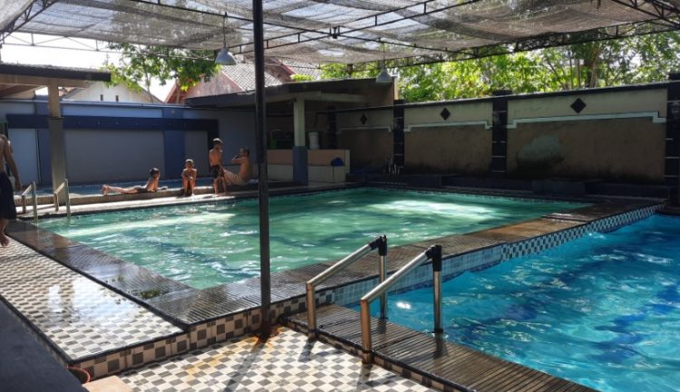 Kolam Renang Binali Kungfu Baik, 1. Kolam Renang Banyubiru, 2. Kolam Renanģ Bulaksari, 3. Dupan Water Park, 4. Kolam Renang BRD Pekalongan Dreams Big Park, 5. Kolam Renang Binali, 6. Kolam Renang Prima Graha Karanganyar, 7. Telaga Al Kautsar, 8. Kolam Renang Kedung Ketjeh, 9. Kolam Renang Kulu Asri, 10. Kolam Renang Bandar EcoPark, 11. Kolam Renang Tirta Arum, 12. Kolam Renang Grabyag Tirta Asri (GTA), 13. Anisa Water Park, 14. Kolam Renang, Terapi Ikan, dan RM. Kebon Jeruk, 15. Kolam Renang TIRTA GALIH, 16. Kolam Renang Langkap