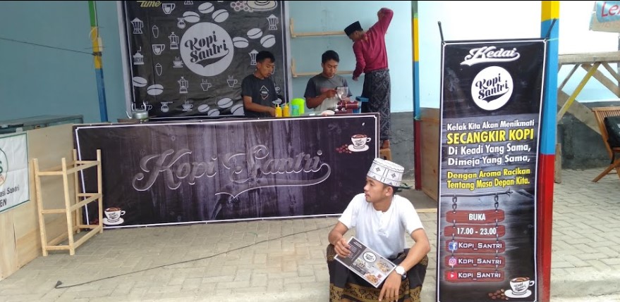 Kopi_Santri KITU GAMING CHANNEL, 1. Pondok Nara, 2. Kopi Bakar Bapak Endut, 3. Cafe sarasa coffee shop, 4. Kubik Coffee, 5. Joe’s Brother Coffee Shop &amp; Resto, 6. Bitts Fast&amp;Slow Coffee Bar, 7. Kedai Kopi Toleat, 8. The Suma’s coffee and Music Room, 9. Mc Bamm Corner Cafe, 10. Mustafa 85, 11. Cafe Duren Menes, 12. De’ Badak Cafe (Tutup), 13. Cafe Gadget, 14. Kapulso Cafe, 15. Cafe Youkichen House (Tutup), 16. Cafe Tropis, 17. Cafe Bumi Aki Green, 18. Sejiwa Coffee, 19. Armor Kopi, 20. Mimiti Coffee and Space (Tutup), 21. Di Dago Coffee, 22. Dua Coffee, 23. Int.space, 24. Yumaju Coffee (Tutup), 25. Dikopian, 26. Enemy Coffee Shop, 27. RJ Coffee, 28. Jung Coffee Pandeglang, 29. Kopi_Santri, 30. Villa Hijau Cafe