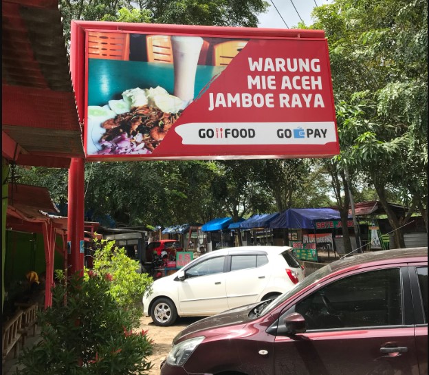 Mie Aceh Jamboe Raya Way Halim indah nuria Savitri, 1. Flipflop Coffee, 2. Warung Nongkrong (WN), 3. TEMAN KOPI, 4. Beringin Cinta Unila, 5. KFC Kedaton Lampung, 6. Mall Boemi Kedaton, 7. Tugu Adipura Bundaran Gajah, 8. Waroeng Diggers, 9. Tugu Pengantin, 10. Lungsir, 11. Halaman Kantor Gubernur, 12. Wood Stairs Cafe, 13. Stadion Pahoman, 14. PKOR Way Halim, 15. The Summit Bistro, 16. Oops Pujasera, 17. Lampung Walk, 18. Kedai Mie Aceh Jamboe Raya Way Halim, 19. Cafe Babe (Tutup), 20. Jumbo SeaFood (Tutup), 21. Sky Garden Cafe and Resto, 22. Dijou Coffeebar ( RELX ), 23. Liep’s Cafe, 24. Owl Cafe (Tutup), 25. Perut Bulat Cafe and Resto (Tutup), 26. Alun-alun Kota bandar Lampung alias Taman Gajah, 27. Ciplaz Lampung (RAMAYANA), 28. Depan Museum Lampung