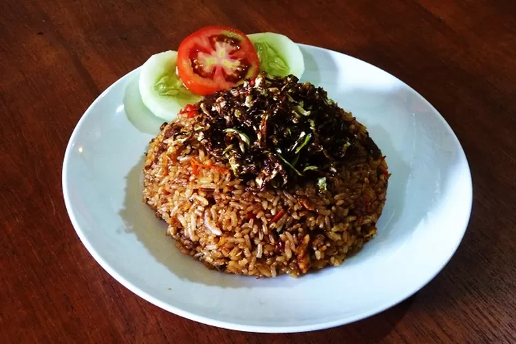 Nasi Goreng Tembakau, 1. Ndas Borok khas Temanggung, 2. Sego Gono, 3. Sego Urap, 4. Iwak Kali Laras Soropadan, 5. Balung Kuwuk, 6. Mendut, 7. Brongkos Kikil, 8. Tiwul khas Temanggung, 9. Buntil, 10. Bajingan, 11. Ketan Gudig, 12. Entho Cothot, 13. Empis Empis Tahu Tempe, 14. Lento, 15. Jadah, 16. Gesing, 17. Tempong, 18. Corobikang, 19. Perkedel Kimpul, 20. Bubur Saren, 21. Jali, 22. Kipo, 23. Wedang Ronde Wasis, 24. Nasi Goreng Tembakau, 25. Kupat Tahu Batoar, 26. Pisang Aroma