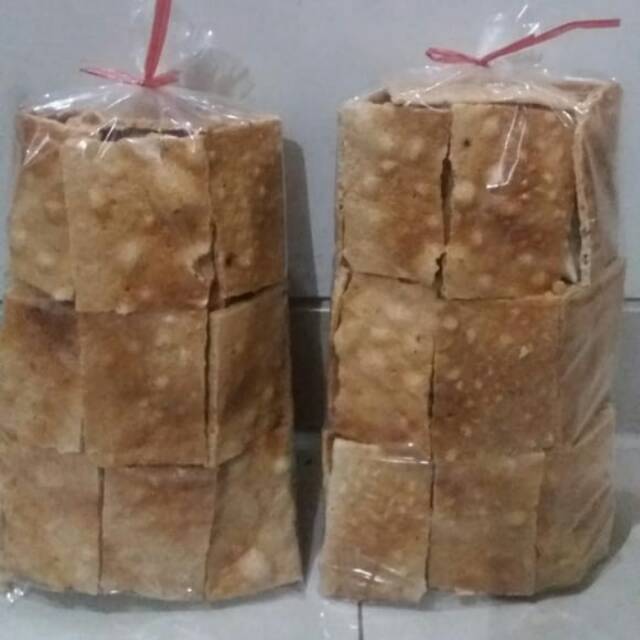 Opak Angin via Shopee, 1. Keripik Tempe Kemul, 2. Mie Ongklok, 3. Purwaceng, 4. Opak Singkong, 5. Keripik Jamur, 6. Kacang Dieng, 7. Dendeng Gepuk, 8. Carica Sumbing Segar, 9. Sagon, 10. Terong Belanda, 11. Teh Tambi, 12. Geblek, 13. Opak Angin, 14. Sego Megono, 15. Keripik Kentang, 16. Gorengan Tempe Kemul, 17. Salak khas Wonosobo, 18. Dodol Salak, 19. Combro