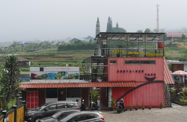 Resto Wisata Ciherang Helmi sulaeman, 1. Sabore Kitchen, 2. Secret Garden Cafe, 3. Depdoo, 4. Chicoba Cafe, 5. Mak Ecih Cafe, 6. The Celcius Coffee, 7. Bacil Cianjur, 8. Nicole’s Kitchen and Lounge, 9. Mayoutfit & Cafe, 10. Tan Keng Cu Resto & Bakery, 11. Twank Kitchen, 12. Cafe 259 Cianjur (Tutup), 13. Mr.Ebood Platinum Sayang, 14. Kilometer95 Coffee, 15. Orange Cafe Cianjur, 16. Arseven Coffee Corner, 17. Acakadut resto & Coffee Shop (Tutup), 18. Resto Wisata Ciherang, 19. Saung De Faqih, 20. Waroeng Botram, 21. MBS Bistro and Cafe (Tutup), 22. Langit Cafe, 23. Cafe Bcny, 24. Kedai Kopi Riung Gunung, 25. Sela Kopi, 26. Imah Kopi Cianjur, 27. Wardis Koffie, 28. 55 Cafe Cianjur, 29. diKala Coffee & Eatery Cianjur, 30. Cimaya (Tutup), 31. Ujala Cafe & Roastery, 32. De Baksoku, 33. Bakso Niku, 34. Cafe Teras ANYUN, 35. M Garden Cafe