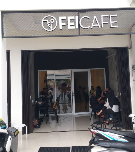 Fei Café Hadi Priatna, 1. Lampu Satu Resto & Bakery, 2. Follow Mie, 3. Soenda Coffee (Tutup), 4. Angkringan Atelier, 5. Subang Milk Center, 6. Pelabuhan Coffee and Tea Subang, 7. In Home Cafe (Tutup), 8. Abbey Kopi, 9. Sugar Rush, 10. Kopitiam HT, 11. Nonon Van Esblnd, 12. Sayap Endeus Subang, 13. No.70’s Coffee, 14. Kedai Pamor Kopi, 15. Naura Coffee and Eatery, 16. Kedai Jesisa Coffee, 17. Firefly Coffee House (Tutup), 18. Beater Bean Cafe, 19. Valet Cafe Subang (Tutup), 20. Dongkrak Coffee and Eatery (Tutup), 21. Dilaga’s Coffee, 22. Koka.kopikaum, 23. Djatidiri Coffee, 24. Hayy.coffee Purwadadi, 25. Kedai Dakita, 26. Mana Cafe Subang (Tutup), 27. Ranca Coffee and Villa, 28. Ini Coffee Budi Vapezone, 29. Kedai Jawarana Kopi, 30. Tenda Kopi, 31. Mommy Boss Cafe and Resto, 32. More Coffee and Space, 33. Fei Cafe (Tutup), 34. Warunk upnormal, 35. Satuan Kopi, 36. Expose Coffee, 37. Escape, 38. Saung Lebe, 39. Janji Jiwa Subang, 40. Summer Cafe and Resto, 41. Bangbi, 42. Gya Coffee, 43. Borneo Kopi, 44. D’king Cafe & Resto, 45. Kopi Kiran Signature, 46. Sayap Endeus, 47. D&C Coffee Lounge, 48. Batavia Coffee and Resto