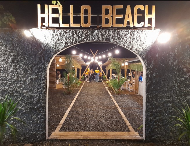 Hello Beach Purwo Susilo, 1. Bioskop Mie &amp; Kopi, 2. Wintosh Coffee, 3. Forest Kopi, 4. Jiwalova Kopi, 5. Terakota Coffee &amp; Donut, 6. Tombo Coffee, 7. COCONUT SEASIDE (Tutup), 8. Salala Beach, 9. La Vanya – Beach Cafe, 10. VINZ COFFEE &amp; RESTO, 11. Sangria Resto Cafe, 12. Cafe Disini Kopi ( R 3 Point ), 13. Metsa Kopi, 14. Pondok Kopi Lebo, 15. Foodpedia Batang (Tutup), 16. de.blado, 17. Nolkoma coffee &amp; space, 18. Hello Beach, 19. Ngopa Ngopi Sigandu, 20. Kayana Kopi, 21. D Prigi Coffe Food &amp; beverage, 22. Like Mie &amp; Coffee, 23. Joes Coffee, 24. Bersinggah 2.0 Coffee Space &amp; Culinary, 25. Kapeo On The Beach, 26. Bersinggah 1.0, 27. BELIKOPI. BATANG