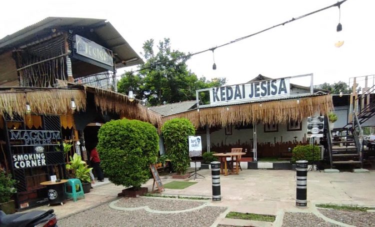 Kedai Jesisa Coffee Yani Atiani sucila, 1. Lampu Satu Resto & Bakery, 2. Follow Mie, 3. Soenda Coffee (Tutup), 4. Angkringan Atelier, 5. Subang Milk Center, 6. Pelabuhan Coffee and Tea Subang, 7. In Home Cafe (Tutup), 8. Abbey Kopi, 9. Sugar Rush, 10. Kopitiam HT, 11. Nonon Van Esblnd, 12. Sayap Endeus Subang, 13. No.70’s Coffee, 14. Kedai Pamor Kopi, 15. Naura Coffee and Eatery, 16. Kedai Jesisa Coffee, 17. Firefly Coffee House (Tutup), 18. Beater Bean Cafe, 19. Valet Cafe Subang (Tutup), 20. Dongkrak Coffee and Eatery (Tutup), 21. Dilaga’s Coffee, 22. Koka.kopikaum, 23. Djatidiri Coffee, 24. Hayy.coffee Purwadadi, 25. Kedai Dakita, 26. Mana Cafe Subang (Tutup), 27. Ranca Coffee and Villa, 28. Ini Coffee Budi Vapezone, 29. Kedai Jawarana Kopi, 30. Tenda Kopi, 31. Mommy Boss Cafe and Resto, 32. More Coffee and Space, 33. Fei Cafe (Tutup), 34. Warunk upnormal, 35. Satuan Kopi, 36. Expose Coffee, 37. Escape, 38. Saung Lebe, 39. Janji Jiwa Subang, 40. Summer Cafe and Resto, 41. Bangbi, 42. Gya Coffee, 43. Borneo Kopi, 44. D’king Cafe & Resto, 45. Kopi Kiran Signature, 46. Sayap Endeus, 47. D&C Coffee Lounge, 48. Batavia Coffee and Resto