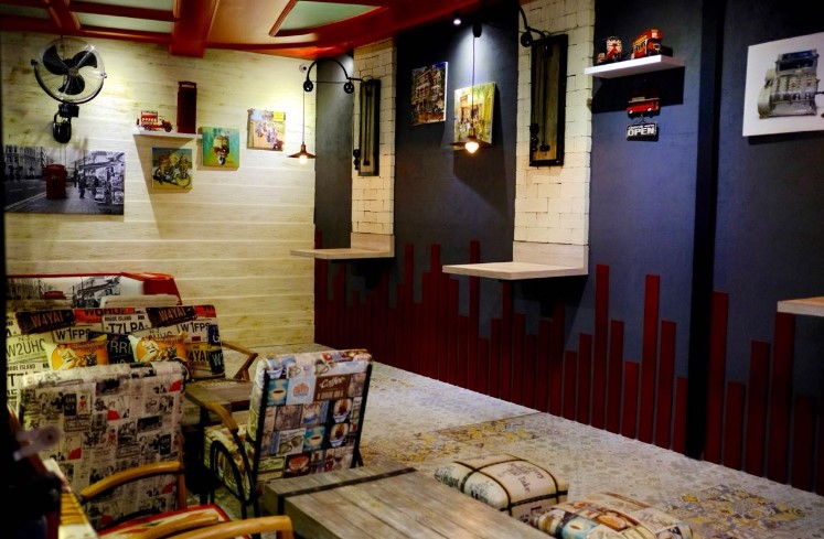 KiNG Coffee Boyolali, 1. Argo Loro Kopi, 2. Kopi DjuWos, 3. Pendopo Alit Boyolali, 4. Opallet Cafe, 5. Hekya Cafe, 6. Daipilong LabaLaba Boyolali, 7. Kedai Mujur’s, 8. KEDAI MATMOEN, 9. Vappiano Resto &amp; Cafe, 10. Pim n pom Fried Chicken, 11. Omah Bakar On The Street, 12. Horock Coffee Boyolali, 13. Deselokaton Boyolali, 14. Breakout Tea &amp; Coffee, 15. Clear up Cafe (Tutup), 16. Culture Coffee Boyolali, 17. Amor coffee talks, 18. Maha.pinkcafe, 19. KiNG Coffee Boyolali, 20. Omah Dewe Cafe, 21. Dembakoe Cafe, 22. D’ Garden Cafe Selo, 23. Kafe Organik Etasia, 24. AA Cafe Resto, 25. Kohaku Cafe, 26. Macchiato Coffee, 27. Skapat Coffee House, 28. Mario Star Coffee, 29. T-Co Caffe (Tutup), 30. Clear Up Eatery &amp; Mixology (Tutup), 31. Social Garden (Tutup), 32. W-dangan Kandang Sapi (Tutup)