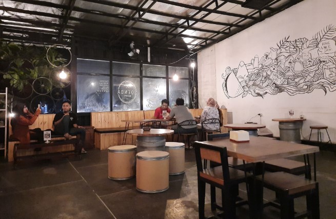 Soenda Coffee Romeo Ghassany Fabio, 1. Lampu Satu Resto & Bakery, 2. Follow Mie, 3. Soenda Coffee (Tutup), 4. Angkringan Atelier, 5. Subang Milk Center, 6. Pelabuhan Coffee and Tea Subang, 7. In Home Cafe (Tutup), 8. Abbey Kopi, 9. Sugar Rush, 10. Kopitiam HT, 11. Nonon Van Esblnd, 12. Sayap Endeus Subang, 13. No.70’s Coffee, 14. Kedai Pamor Kopi, 15. Naura Coffee and Eatery, 16. Kedai Jesisa Coffee, 17. Firefly Coffee House (Tutup), 18. Beater Bean Cafe, 19. Valet Cafe Subang (Tutup), 20. Dongkrak Coffee and Eatery (Tutup), 21. Dilaga’s Coffee, 22. Koka.kopikaum, 23. Djatidiri Coffee, 24. Hayy.coffee Purwadadi, 25. Kedai Dakita, 26. Mana Cafe Subang (Tutup), 27. Ranca Coffee and Villa, 28. Ini Coffee Budi Vapezone, 29. Kedai Jawarana Kopi, 30. Tenda Kopi, 31. Mommy Boss Cafe and Resto, 32. More Coffee and Space, 33. Fei Cafe (Tutup), 34. Warunk upnormal, 35. Satuan Kopi, 36. Expose Coffee, 37. Escape, 38. Saung Lebe, 39. Janji Jiwa Subang, 40. Summer Cafe and Resto, 41. Bangbi, 42. Gya Coffee, 43. Borneo Kopi, 44. D’king Cafe & Resto, 45. Kopi Kiran Signature, 46. Sayap Endeus, 47. D&C Coffee Lounge, 48. Batavia Coffee and Resto