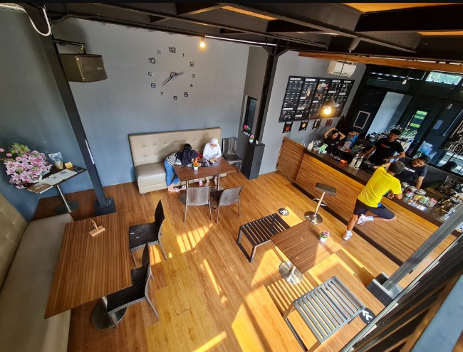 BLACKLISTED Coffee Bar Bobby Krisna Putra, 1. Sigandul View Coffee & Resto, 2. Lia Resto & Coffeeshop, 3. Kaki Bumi Coffee & Eatery, 4. Stylo Bar & Kitchen (Temanggung), 5. Cangkir House, 6. Wenska Kahve, 7. Kopi Lawoek, 8. Berjumpa Coffee & Eatery, 9. Rumah Kopi Mukidi Temanggung, 10. Angkringan Balakosa, 11. Kafe Kartini Temanggung, 12. Ice corner, 13. Ejji Coffee Corner, 14. Xie Xie Boba Temanggung, 15. Blacklisted Coffee Bar, 16. Deka Coffee, 17. Cozy Resto Temanggung, 18. Koffiee