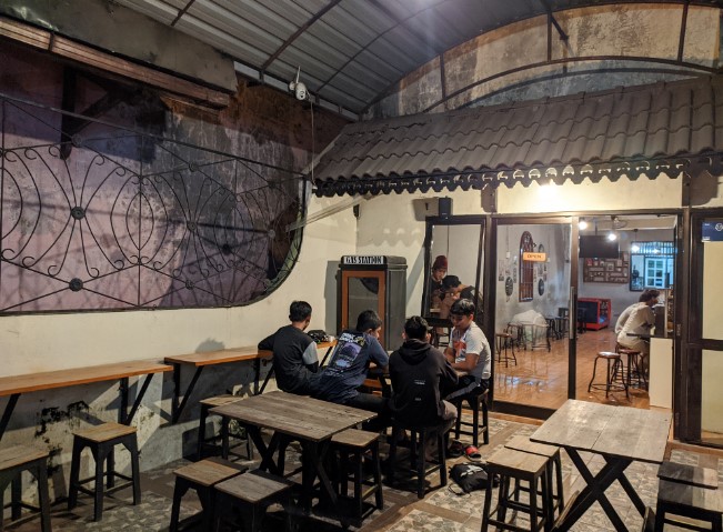Kazuki Zhafif Tegar, 1. Susu Moeria, 2. PDKT Resto &amp; Cafe, 3. Kopi Cilik, 4. Gravitasi Teras Muria, 5. Kedung Kopi, 6. Waroeng Cafe 27, 7. Gank Coffee &amp; Bistro, 8. Sidji Coffee Getas Pejaten, 9. Six Cents Cafe, 10. Omah Cafe Kudus, 11. Aljava Cafe, 12. Kopi Soe Kudus, 13. Kopi Lain Hati kudus, 14. Wipsy Coffee and Meet, 15. Warunk Upnormal, 16. Träffa Coffee &amp; Eatery, 17. TKP Cafe and Resto, 18. Greens Bakery &amp; Bistro, 19. Warunge Pakdhe, 20. Home Cafe &amp; Resto, 21. Waroeng “Kidoel Soechan”, 22. Seperdua Kopi Kudus, 23. The Cekli Town Est 2010, 24. Kopi Kretek – Jowo Met Londo, 25. Jenderal Coffee &amp; Tea, 26. Balena Resto &amp; Cafe, 27. Kazuki, 28. Rabbit Gelato, 29. Serua Coffee &amp; Creative Space, 30. SLEEK.CO Coffee Corner, 31. Human Coffee, 32. Kangen Ngopi, 33. Merpati Coffee, 34. Warung Kudusan, 35. No.8 Coffee After Kudus, 36. D’khatt Cafe &amp; Eatery, 37. Kampoeng Kopi, 38. Fresto Cafe, 39. Ritme Coffee and Lounge, 40. Holymoon Social Space, 41. City Walk Cafe, 42. Chocobean Kudus, 43. No 8 Coffee, 44. Warung Susucow (Tutup), 45. Cafe De Ija (Tutup), 46. Haru Cafe Kudus (Tutup)