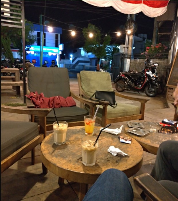 MONOKOPI Khoirul Abshor (Irul), 1. Rolet Cafe, 2. HJNF CAFE BOX, 3. Blackbean Roastery & Coffee House, 4. Kadjine Coffee, 5. de Anglo Food & Coffee Jepara, 6. J & J Coffe And Resto, 7. Tarissa Coffee, 8. Joker Coffee, 9. Djago Reborn, 10. V&A Cafe, 11. Yam yam Resto, 12. Jepara Marina Bar and Restaurant, 13. Maribu Resto, 14. Seaside Villa & Muse Beach Resto, 15. Diana’s Bay Restaurant, 16. Rengkot Buyut Restaurant, 17. Beatrice’s Cuisine House, 18. DeMoro Coffeebox, 19. Sriya Cafe & Homestay Jepara, 20. Cafe Gecho, 21. Pandawa Cafe Jepara (Tutup), 22. Atmosfera Coffee and Eatery, 23. Jepara Garden Resto (Tutup), 24. Basecamp Coffee & Eatery, 25. MoeriaCafe.MannaBakery (Tutup), 25. MONOKOPI, 27. Bruge Cafe, 28. Gandrung koffie, 29. NewMind Bistro Cafe, 30. Teman Menepi Coffee & Memories, 31. HAVY Coffee, 32. Kofina Cafe, 33. Koebar Koffie, 39. Gendhis Coffee, 40. Say Story Jepara, 41. Kedai kopi kulo jepara, 42. My chang coffee, 43. Vakansi Coffee & Space, 44. Ndepepes coffee, 45. Joglokebon RestoKopi, 46. Madco Coffee House
