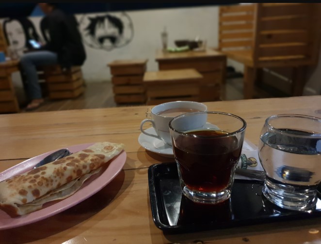 Over Clock Cafe Jaka Utama, 1. Ora Umum, 2. Bangi Cafe, 3. Kopi Gunung, 4. Coffeedent, 5. Cafe Susu PL, 6. Omah Duren, 7. Waroeng Abie Cilacap, 8. Yosh Milktea Gelato &amp; Artisan Space, 9. D’Corner Cafe Coffee &amp; Chocolate, 10. Over Clock Cafe, 11. Avior Cafe &amp; Karaoke, 12. Grek Chocolate, 13. Cozy Coffee &amp; Chocolate, 14. Warunk Upnormal Cilacap, 15. Kopibaen_, 16. It’s Milk Cafe n Resto (Tutup), 17. Kedai Koffi Helsinki, 18. The Vintage Cafe, 19. Traffic Light Koffie, 20. Think Thoenk Cafe (Tutup), 21. Ethnic Coffee, 22. Bossa Cafe, 23. Urbansnack, 24. Sruput Seduh Kopi, 25. Coffeenomous, 29. Choko Klik (Tutup), 30. Honai Cafe De Flore (Tutup)