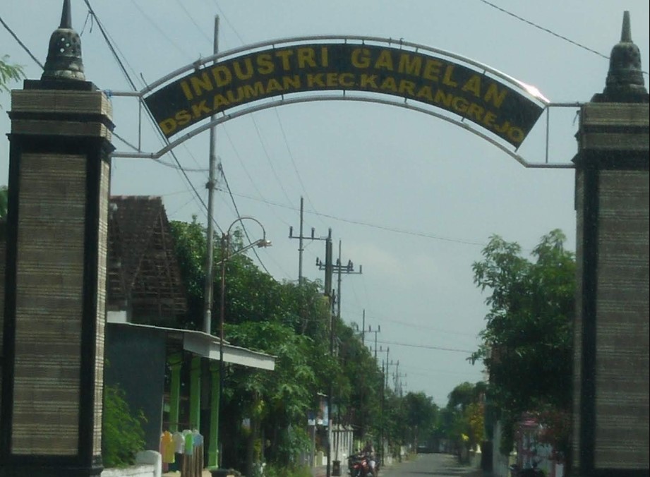 Sentra Gamelan desa Kauman isywara puraya