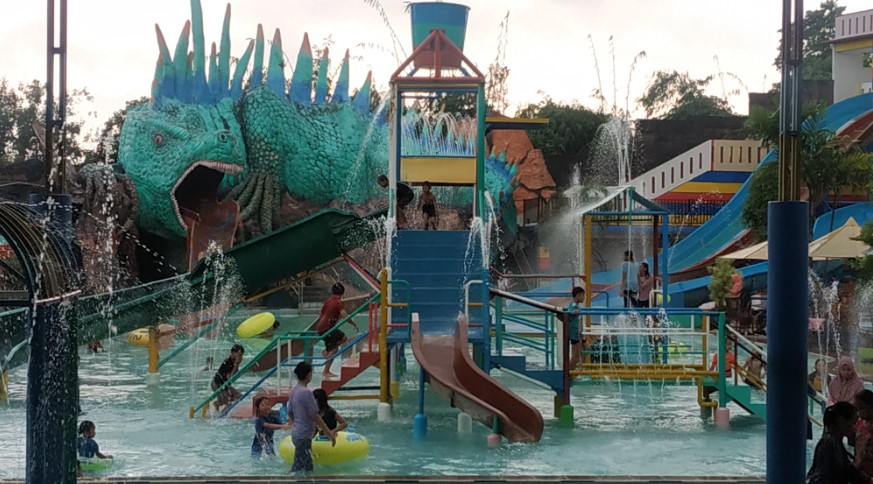 Tiara Park Waterboom Rina Nose61, 1. Pantai Bandengan (Pantai Tirto Samudro), 2. Wisata Karimun Jawa , 3. Pantai Kartini, 4. Benteng Portugis , 5. Museum R.A. Kartini , 6. Jepara Ocean Park, 7. Air Terjun Songgolangit, 8. Pantai Teluk Awur , 9. Pantai Blebak Jepara, 10. Pantai Gua Manik, 11. Pantai Ombak Mati, 12. Pantai Pungkruk, 13. Tiara Park Waterbom, 14. Pantai Empu Rancak, 15. Taman Kerang, 16. Bukit Bejagan, 17. Air Terjun Banyu Anjlok, 18. Air Terjun Setatah, 19. Air Terjun Dong Paso, 20. Akar Seribu Plajan, 21. Puncak Distoroto, 22. Hutan Wisata Sreni Indah, 23. Bukit Ragas, 24. Puncak Jehan, 25. Pantai Punuk Sapi, 26. Air Terjun Gembong, 27. Hutan Pinus Setro Batealit, 28. Pantai Tegalsambi, 29. Air Terjun Sumenep, 30. Pulau Panjang, 31. PANTAI PRAWEHAN, 32. Pantai Kampung Prau, 33. Rainbow Adventure Park Jepara, 34. Pertapaan Ratu Kalinyamat , 35. Air Terjun Jurang Nganten, 36. Pulau Mandalika Jepara, 37. Wisata Danau Blingoh, 38. Wisata Religi Masjid Mantingan , 39. Air Terjun Grinjingan Dowo, 40. Goa Tritip, 41. Wisata Sejarah ke Candi Bubrah, 42. Kampung Batik Kembangmulyo
