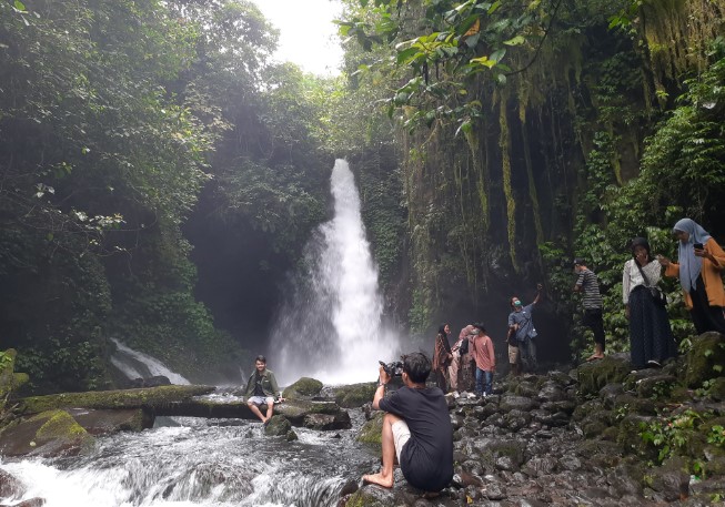 Air Terjun Telunjuk Raung Cak Arul