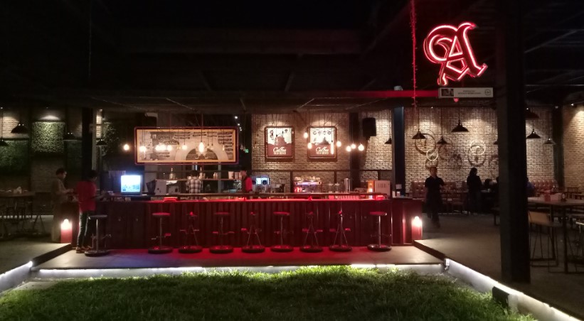 Nakula Cafe Kawi Boedisetio, 1. Kalih Coffee Tea and Spaces Tegal, 2. Njajan.co Tegal, 3. Uncle coffee and resto, 4. Waroeng Sadewa, 5. Coffee Shop Tradisine Ngopi, 6. Nakula Cafe, 7. Papa brew, 8. MAJU CAFE (SUJOE CAFE) Susu sapi maju, 9. Kano point Cafe, 10. My Story Cafe Bistro &amp; Social House, 11. The Secret, 12. Boss’A Cafe, 13. WIJIKOPI, 14. KEDAI OMMAMET, 15. Bento Kopi Tegal, 16. Nazuwa coffee, 17. Sepenggal cerita, 18. Clavicula coffee and idea, 19. Tempat Peraduan, 20. Cafe keboen, 21. D’FORTUNE Cafe Bistro, 22. Maju Milk Centre (MMC), 23. Black And White Food Court &amp; Cafe, 24. Pesona Coffee Tegal, 25. QMilk Cafe, 26. Kilometer Cafe, 27. S Cafe, 28. Dontea Tegal, 29. Kedai Coffee Inn, 30. Yotee Coffee, 31. North Beach Cafe Tegal, 32. Holy Bowl, 33. Luang Waktu Coffee, 34. Kedai Debong, 35. Minapadi Coffee and Space, 36. Cafe Q Nyot, 37. Cafe yaul (Tutup), 38. Parsley Cafe And Bistro (Tutup), 39. Jasel bee Korean food and cafe (Tutup), 40. Teh Jawa Cafe (Tutup)