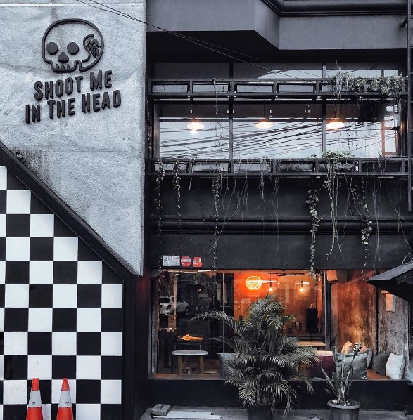 1. Bakoel Koffie Cikini, 2. Lucky Cat Coffee & Kitchen, 3. Anomali Coffee – Senopati, 4. Walking Drums, 5. Monolog Coffee Company Plaza Senayan, 6. Giyanti Coffee Roastery, 7. First Crack Coffee, 8. Saudagar Kopi Sabang, 9. 1/15 Coffee, 10. Journey Coffee, 11. Dua Coffee Shop, 12. Six Ounces Coffee, 13. Yan Kedai Kopi, 14. Tanatap Coffee Ampera, 15. Kopi Kalyan, 16. ST ALi Jakarta, 17. Djournal Coffee, 18. Gordi HQ, 19. Shoot Me In The Head Coffee Bar and Roastery, 20. Goffee Jakarta, 21. Upstairs Coffee Signature, 22. Crematology, 23. Chief Coffee Jakarta, 24. Fillmore Coffee, 25. Nitro Coffee, 26. Kopi Manyar, 27. Pigeonhole Coffee, 28. Titik Temu Coffee, 29. Trafique Coffee, 30. Say Something Coffee, 31. 7 Speed Coffee, 32. OMBÉ KOFIE, 33. CLIQ Coffee & Kitchen (Jakarta Selatan), 34. Guten Morgen Coffee Lab, 35. Koultoura Coffee, 36. LIMA Chocolate, 37. Jakarta Coffee House (JCH), 38. Woodpecker Coffee