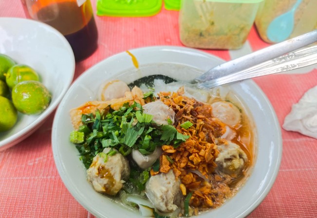 BAKSO SUPER 77 MAMAN - NEW LOCATION Tikawaina, 1. Pondok Bakso Solo Mas To, 2. Bakso Gepeng Mas Didi GS, 3. Bakso Semox Madam Dewin, 4. Pondok Bakso Mas Gino, 5. Bakso Malang Cak Endut, 6. BAKSO GEPENG PONTISARI Khas Kalimantan, 7. Mie Baso Ciamis BSD, 8. Bakso Wonogiri Mas Narno, 9. Bakso Super 77 Maman, 10. Bakso BRI BSD, 11. Bakso Basodara, 12. Bakso Eyang Wonogiri
