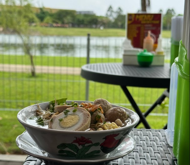 Bakso Eyang Wonogiri Vanya Park The Laventure, 1. Pondok Bakso Solo Mas To, 2. Bakso Gepeng Mas Didi GS, 3. Bakso Semox Madam Dewin, 4. Pondok Bakso Mas Gino, 5. Bakso Malang Cak Endut, 6. BAKSO GEPENG PONTISARI Khas Kalimantan, 7. Mie Baso Ciamis BSD, 8. Bakso Wonogiri Mas Narno, 9. Bakso Super 77 Maman, 10. Bakso BRI BSD, 11. Bakso Basodara, 12. Bakso Eyang Wonogiri