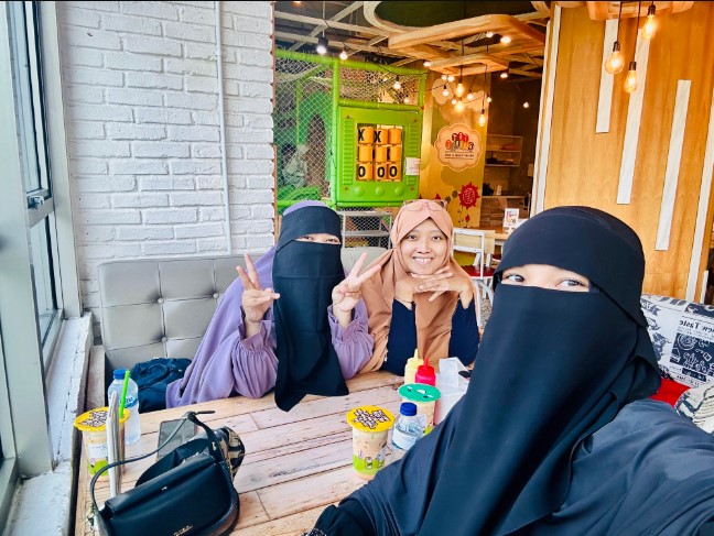 Fat Bubble Bekasi anakibu _90, 1. Kopi Nako, 2. Simetri Coffee Roasters Bekasi, 3. Excelso Summarecon Mall Bekasi, 4. Greyhound Cafe (Restoran Thailand), 5. Fat Bubble, 6. Peleton Bike &amp; Cafe, 7. Janji Jiwa La Terazza Summarecon Bekasi, 8. Fore Coffee – Summarecon Mall Bekasi, 9. Second Space Indonesia, 10. Kaizen Heritage, 11. Feel Matcha – La Spezia BCBD, 12. Brewok’s Cafe, 13. PAUL Le Café SMB