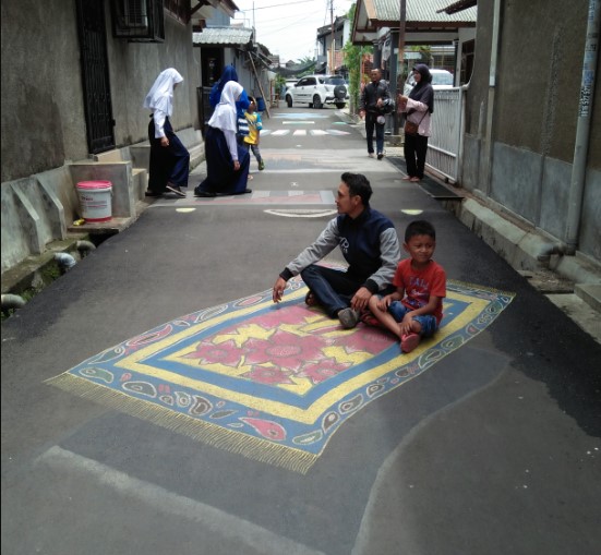 Kampung 3D Depok Mul Yanto, 1. Alun-alun Depok, 2. Hutan kota UI, 3. Studio Alam TVRI, 4. D’Kandang Amazing Farm, 5. Masjid Kubah Emas, 6. Kampung 99 Pepohonan, 7. Taman Wisata Pasir Putih, 8. Taman Rekreasi Wiladatika, 9. Taman Lembah Mawar, 10. Pondok Zidane, 11. Green Lake View Waterpark, 12. Arina Waterpark, 13. Taman Herbal Insani Depok, 14. Kampung 3D Sukmajaya