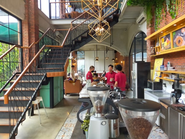 O'Good Coffee &amp; Eatery Jampang Oleh2 Jakarta, 1. Sudut Satu Cafe, 2. Libero (Coffee • Kitchen • Gelato), 3. Kaneel Cafe, 4. Guten Morgen, 5. Common Grounds Neo Soho, 6. O’Good Coffee &amp; Eatery, 7. Eatime Stories, 8. Bloom Coffee &amp; Eatery, 9. Rumah Juliet, 10. 9 Cups Coffee, 11. Gawe Coffee, 12. Haiso Coffee