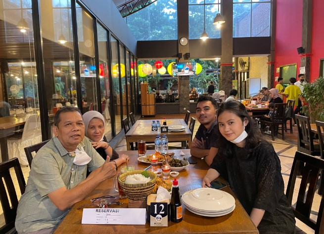 Telaga Seafood BSD City Doni Kasep