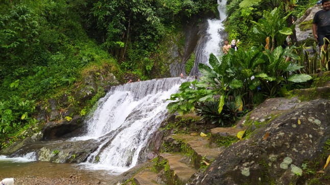 Air Terjun Kali Banteng Wan Kurniawan, 1. Bukit Puteran, 2. Selam Semliro, 3. Puncak Natas Angin Muria, 4. The Hills Vaganza, 5. Hidden Canyon Rahtawu, 6. Air Terjun Kali Banteng, 7. Air Terjun Montel, 8. Air Terjun Watu Gompeng, 9. Wana Wisata Ternadi, 10. Pemandian Alami Rahtawu, 11. Wisata Pijar Park, 12. Wana Wisata Kajar, 13. Alun-alun Simpang 7 Kudus