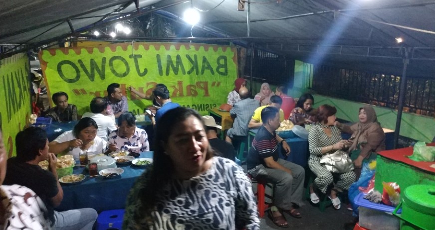 Bakmi Jowo Pak Sulur, 1. Bakmi Jawa Pak Gareng, 2. Bakmi Djowo Pak Doel Noemani, 3. Bakmi Jowo Pak Ragil, 4. Mie Jowo Pak Panut, 5. Bakmi Jawa Pak Ateng, 6. Bakmi Jowo Pak Gundul, 7. Bakmi Jowo Pak Har, 8. Bakmi Jowo Pak Gembong, 9. Bakmi Jowo Doel Numani, 10. Bakmi Jowo Pak Sulur, 11. Bakmi Jowo Rilek’s, 12. Bakmi Jowo Boeng Jhon