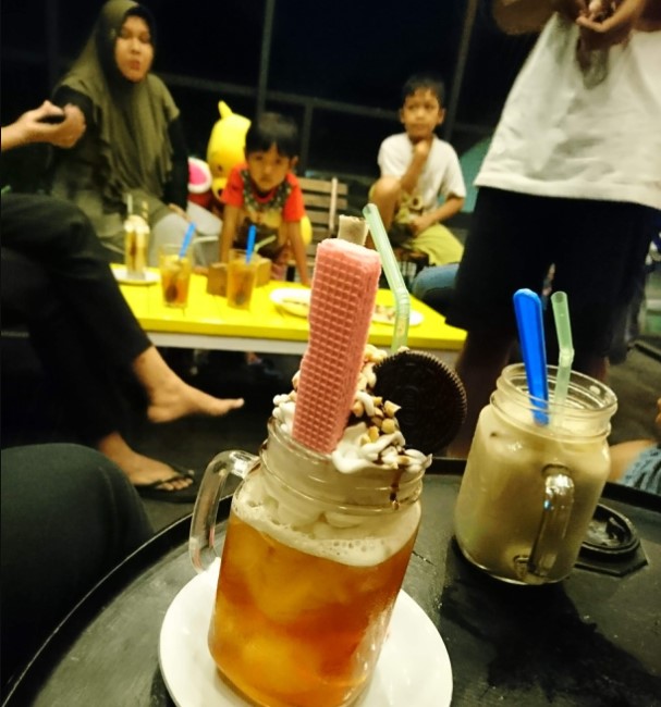 Biskope Cafe NI'AMAH SANTIKA, 1. Angkringan Mbok Nom Rembang, 2. Orso Gelato &amp; Cafe Rembang, 3. Reunique Cafe, 4. Balcony Resto And Cafe, 5. Ranu Coffee &amp; Eatery, 6. Satu Lagi, 7. Warung kopi kresen, 8. NoboN Coffe, 9. PILAR Coffee &amp; Space, 10. BARIX COFFEE – MANUAL BREW INSIDE, 11. Kedai Kongkow, 12. Biskope Cafe, 13. Dunia Akhirat Coffee &amp; Eatery, 14. Cokro Cafe, 15. Warung Kopi Mr. Hendro, 16. Kafe Kedai Kopi 46 Pantura Rembang, 17. SevenShake, 18. Starbox, 19. Zero Cafe, 20. Rantina Cafe &amp; Chill, 21. Summit Cafe, 22. Paleet Cafee, 23. Papi coepliezt, 24. Tentang Kopi Cafe &amp; Resto, 25. Sky Monster Cafe (SM), 26. Chawis coffee