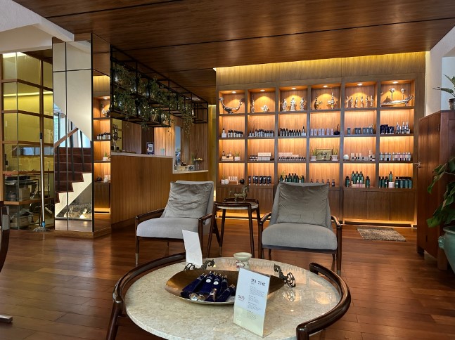 Gaya Spa Wellness Wolter Monginsidi (HOME SPA) Sangwook LEE, 1. Nest Reflexology, 2. ZEN Family Spa &amp; Reflexology, 3. Gaya Spa Wellness Wolter Monginsidi (HOME SPA), 4. Delta Spa Gunung Sahari, 5. Kokuo Family Massage &amp; Reflexology Senayan City, 6. Taman Sari Royal Heritage Spa, 7. PARADISE Family Reflexology &amp; Spa, Buaran, 8. Martha Tilaar Salon Day Spa, 9. Ha-Su Wellness and Reflexology Boutique, 10. Relax Living – The City Spa, 11. The Bamboo Massage &amp; Reflexology, 12. Klinik Kecantikan Ministry Treatment – Hair, Beauty &amp; Wellness, 13. Jasmine Pijat Reflexi Spa Massage Salon, 14. Bali Wangi Spa, 15. Jamu Body Treatments, 16. Aroma SPA, 17. King’s Royal Spa