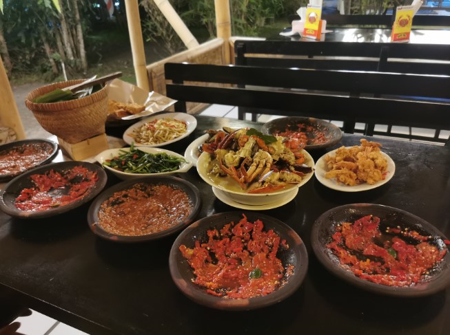 Kepiting Cak Gundul agus armanto, 1. The Westlake Resto, 2. Banyu Mili Resto, 3. Kurnia Seafood Yogyakarta, 4. Bale Timoho Resto, 5. Seafood Pak Purwanto, 6. Ikan Bakar Jimbaran, 7. Kepiting Cak Gundul, 8. Kepiting Bang Ja’i Seturan, 9. Zona Seafood Kotabaru, 10. Ikan Bakar Bu Bambang, 11. Ikan Bakar Legian khas Bali, 12. King Kerang Jogjakarta, 13. IKAN LAUT BAKAR MAS AYE, 14. Terminal kepiting jogja