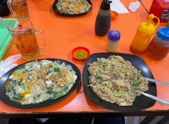 Kwetiau Peng Hie M K, 1. Kwetiau Sapi – Bakso Sapi “Akhiang 79”, 2. Pecel Merapi Cabang Pontianak, 3. Warung Rawit, 4. Choipan Panas Pontianak Siam 91 Sunter Indah, 5. Kwetiau Peng Hie, 6. Kim Lai Pontianak, 7. Kwetiau Sapi Pontianak 555 Radio Dalam, 8. Bakmi Kepiting Tanjung Pura, 9. Choipan Goreng 89 Pontianak, 10. Kwetiau Sapi Pontianak 21, 11. Pisang Goreng Pontianak 168, 12. Ahaw Jajanan Pontianak