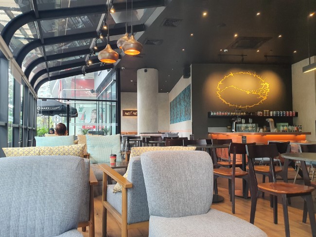 Maxx Coffee Lippo Mall Kemang Ojahan Oppusunggu, 1. Mamma Rosy, 2. Shisha Cafe Kemang, 3. dia.lo.gue, 4. Warung Pasta Kemang, 5. Amigos Bar & Cantina Kemang, 6. Roti Bakar Kemang, 7. Anomali Coffee Kemang, 8. Eighty Nine Eatery & Spirit, 9. El Asador South American Restaurant Kemang, 10. Alenia Papua Coffee & Kitchen, 11. JPC Kemang Cafe, 12. 1/15 Coffee, 13. Big Brother Kemang, 14. Coffeewar, 15. Chief Coffee Kemang, 16. Maxx Coffee Lippo Mall Kemang, 17. Goni Coffee Kemang, 18. Kopi Cat Cafe, 19. Lobbyn Sky Terrace, 20. Sophie Authentique