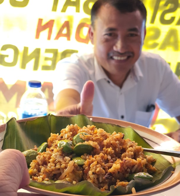 Nasi Goreng Babat Pak Taman Ronaldo Widjaja, 1. Nasi Goreng Babat Pak Karmin Mberok Legendaris, 2. Nasi Goreng Babat Hengky, 3. Nasi Goreng Babat Pak Sumarsono, 4. Nasi Goreng Babat Pak Karmin, 5. Nasi Goreng Babat Akbar, 6. Nasi Goreng Babat Bahagia, 7. Nasi Goreng Babat Pak Taman, 8. Nasi Goreng &amp; Babat Gongso Pak Kumis, 9. Nasi Goreng Babat “Pak Di”, 10. Nasi Goreng Dan Babat Gongso Pak Andik, 11. Nasi Goreng Babat Pete Pak Bandi, 12. Nasi Goreng Babat Mas Tono, 13. Nasi Goreng dan Gongso Miroso