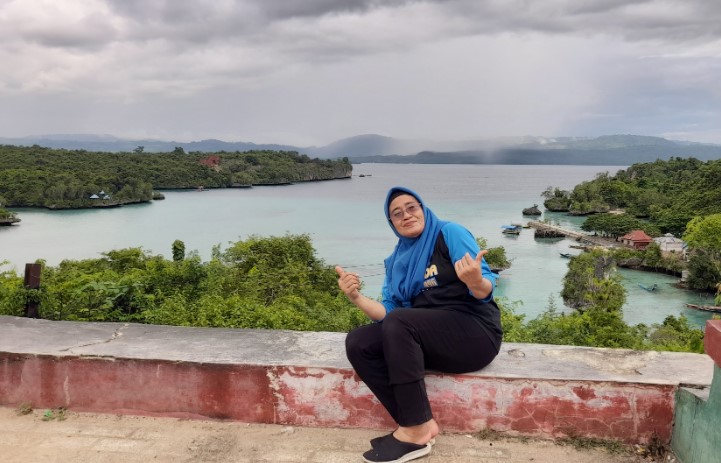 Pulau Muna mulia sipala, 1. Taman Nasional Wakatobi, 2. Pantai Nirwana, 3. Kendari Beach, 4. Pulau Wisata Bokori, 5. Pantai Toronipa, 6. Pantai Nambo, 7. Pulau Muna, 8. Pantai Katembe, 9. Pulau Labengke, 10. Pulau Sagori, 11. Pulau Liwutonkidi, 12. Pantai Ujung Batuatas
