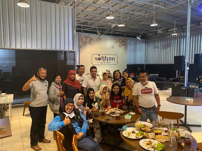 SULTHAN KOPI &amp; EATERY Yully Prasetyanto, 1. Bogowonto 77 Resto &amp; Coffee, 2. Kopi Candi, 3. Semerbak Coffee, 4. Eiffel Ice Cream &amp; Resto, 5. Kopijawi, 6. Kape Kapi, 7. Soul Coffee &amp; Resto, 8. Kedai Pekarangan Coffee and Spice Drinks, 9. Pangena Family Resto &amp; Coffee Shop, 10. NONA Dessert &amp; Chill, 11. Kopi Kembang Sepasang, 12. Roar Coffee and Eatery, 13. SULTHAN KOPI &amp; EATERY, 14. Masterpiece Billiards And Cafe, 15. Kopi Joss Purworejo, 16. Ndelikwae, 17. Kebon N’dalem, 18. Kopi Djo, 19. Tulip Bakery, Cakes &amp; Coffee Shop, 20. Echosistem, 21. Cafe Angkringan Iyut’s, 22. Becos Cafe, 23. Temanja Post House, 24. KEMARI Kedai Kopi, 25. Kedai kopi ndeso, 26. Thriving.coffee, 27. Communitea coffee, 28. Teras Kopi Labbaik